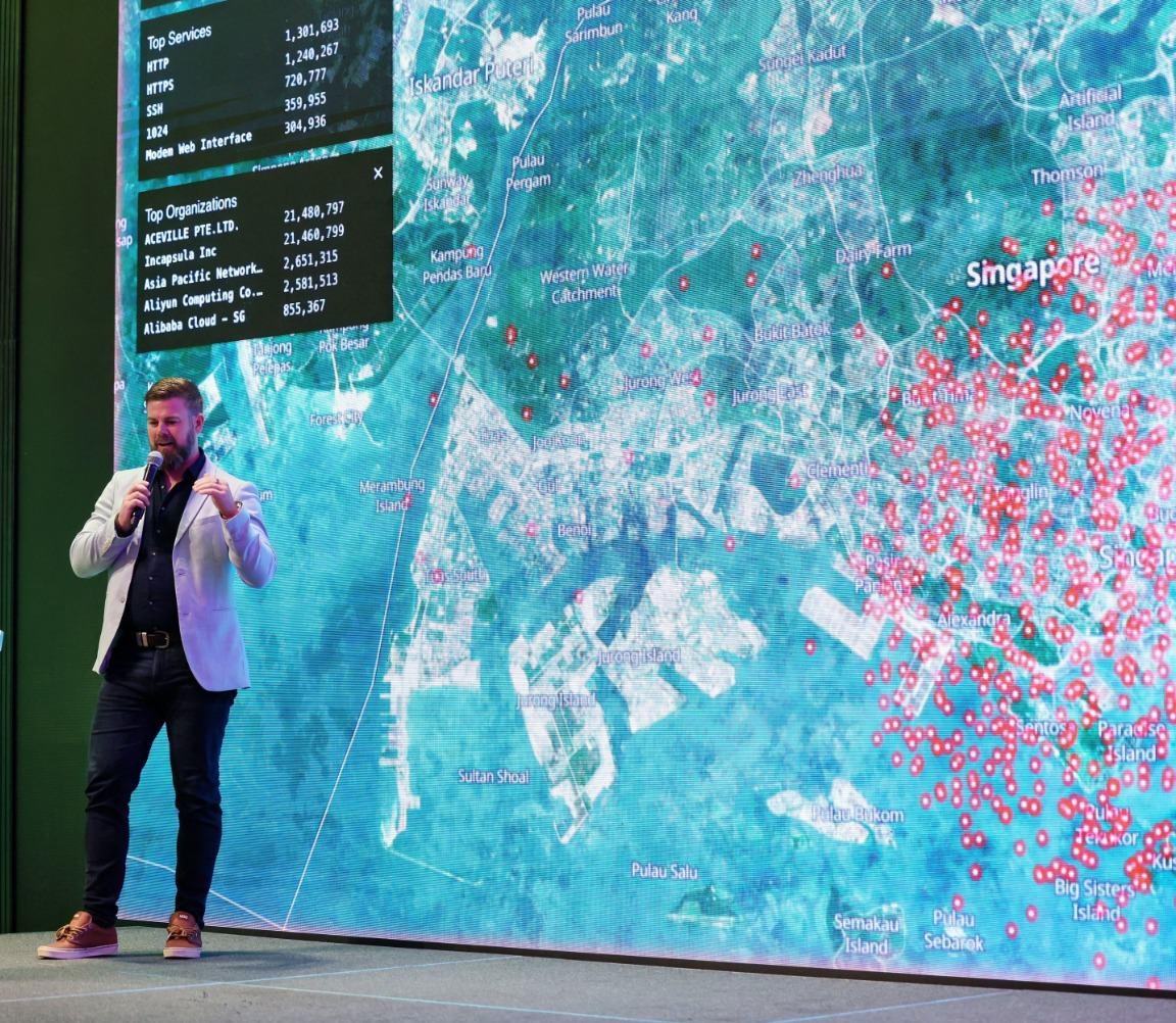 What the internet can see of one city, mapped live in front of the room